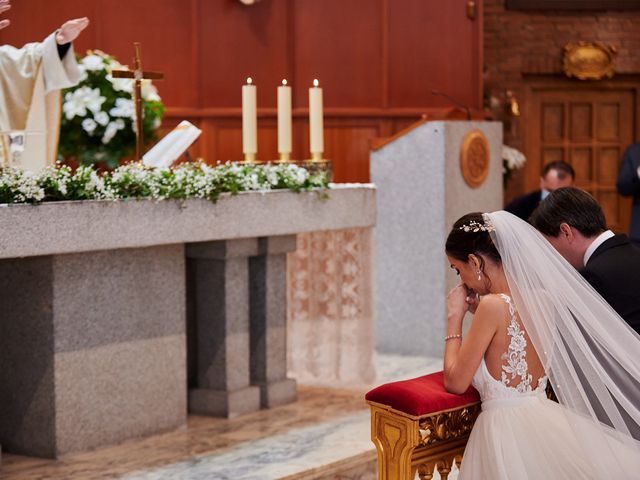La boda de Mauricio  y Marta  en Madrid, Madrid 1