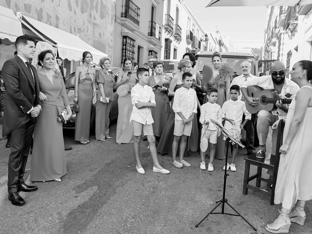 La boda de Elisabeth y Álvaro en Alcala De Guadaira, Sevilla 21