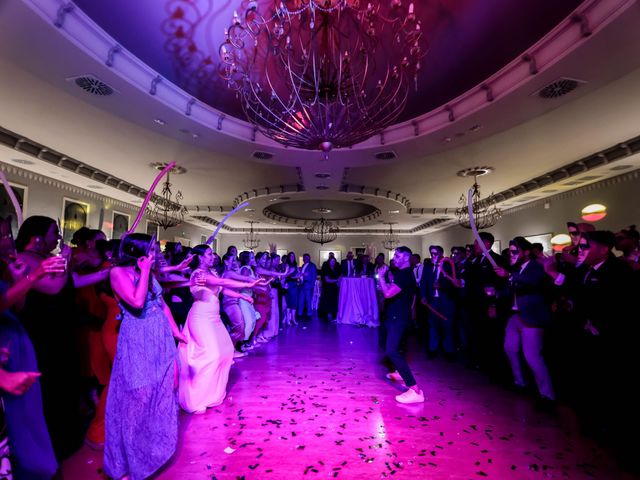 La boda de Elisabeth y Álvaro en Alcala De Guadaira, Sevilla 56