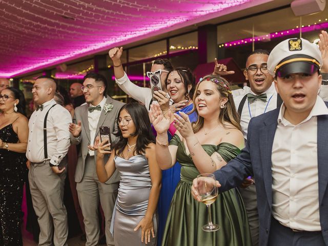 La boda de Ale y Dani en Cubas De La Sagra, Madrid 157