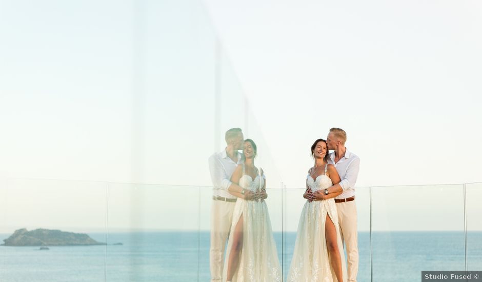 La boda de Ian y Florence en Santa Eularia Des Riu, Islas Baleares