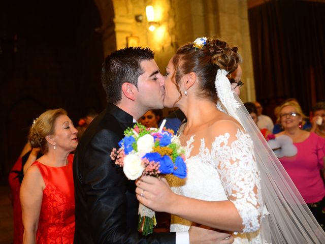 La boda de Katherinne y Eduardo en Arroyomolinos, Cáceres 28