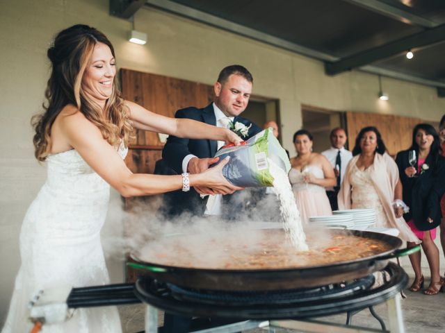 La boda de Ryan y Christine en Castellterçol, Barcelona 25