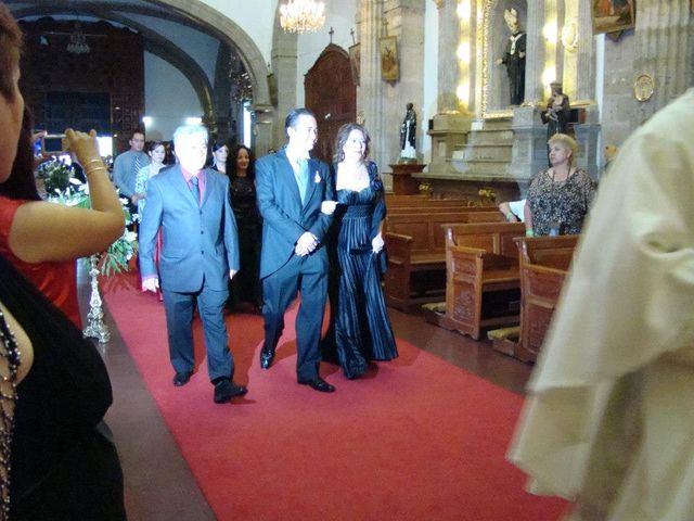 La boda de Emmanuel y Jessy en Guadalajara, Guadalajara 2