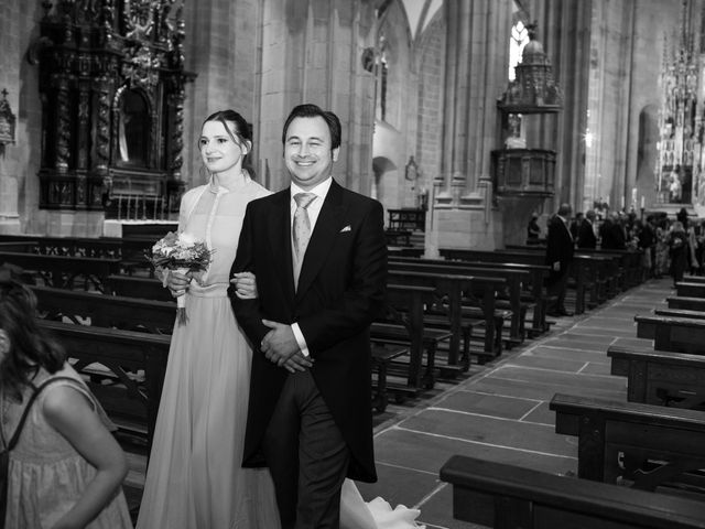 La boda de Rodrigo y Elena en Hondarribia, Guipúzcoa 31