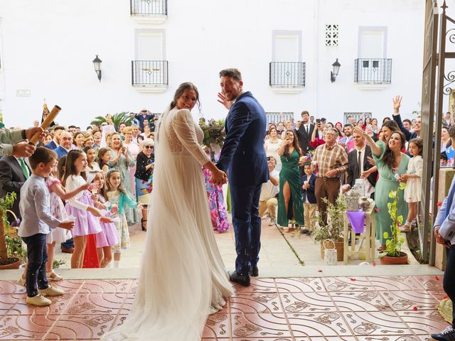 La boda de Isabel y Jaime en Arroyo De San Servan, Badajoz 24
