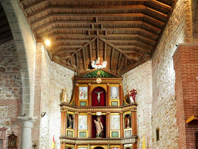 La boda de Álvaro y Laura en Valdemorillo, Madrid 25