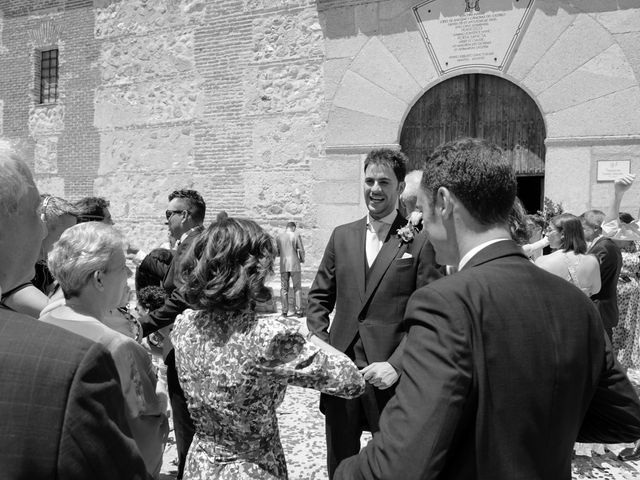 La boda de Álvaro y Laura en Valdemorillo, Madrid 32