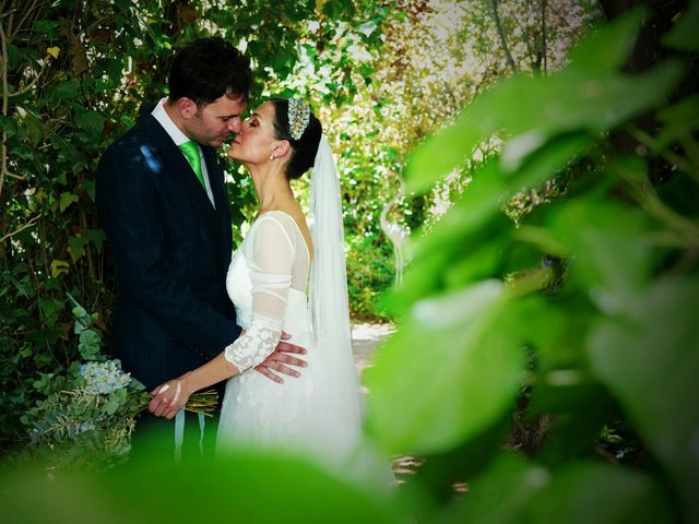 La boda de Álvaro y Laura en Valdemorillo, Madrid 35