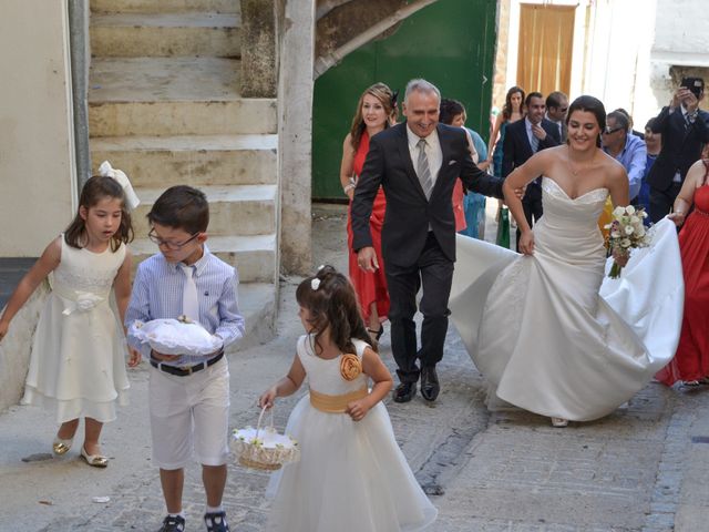 La boda de Gonzalo y Natalia en Valverde Del Fresno, Cáceres 12