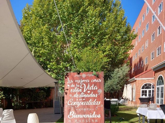 La boda de Montse y Emilio en Madrid, Madrid 3