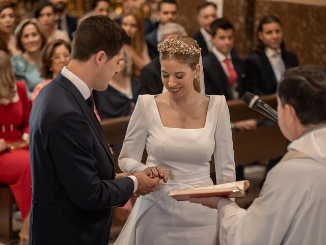 La boda de Ana y Ivan en Los Palacios Y Villafranca, Sevilla 36