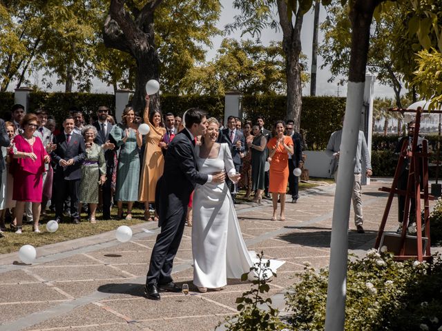 La boda de Ana y Ivan en Los Palacios Y Villafranca, Sevilla 45