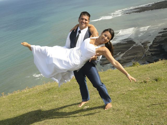 La boda de Cristóbal y Maialen en Elgoibar, Guipúzcoa 28