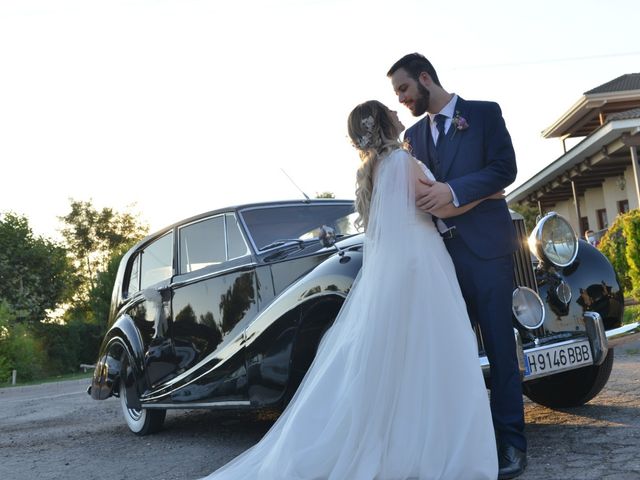 La boda de Pablo  y Miriam en Navalcarnero, Madrid 24