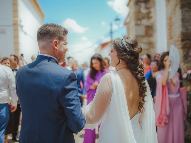La boda de Francisco  y Susana  en San Pedro De Merida, Badajoz 6