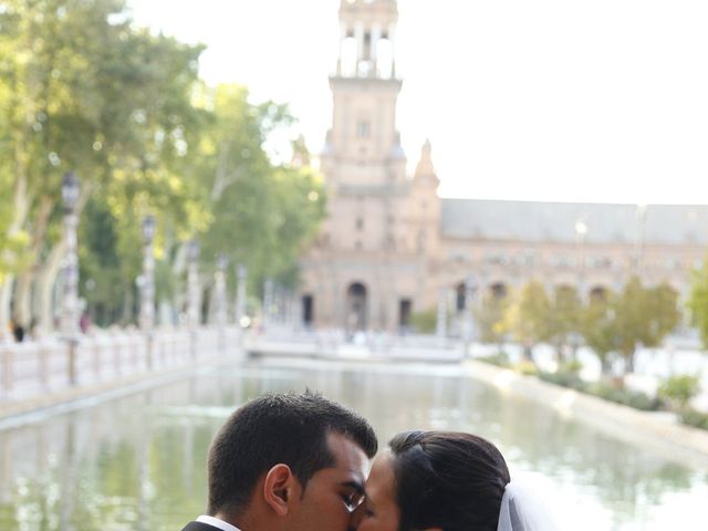 La boda de David y Lorena en Dos Hermanas, Sevilla 4