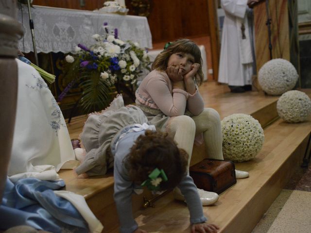 La boda de Joaquín y Eleonor en Osso De Cinca, Huesca 6