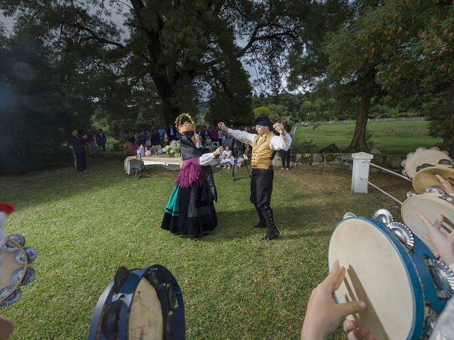 La boda de Bertín y Sheila en Outes, A Coruña 37