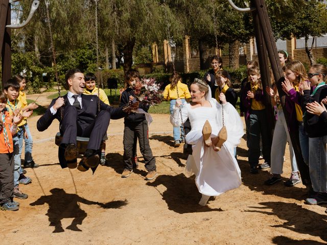 La boda de Paula y Rafael en La Palma Del Condado, Huelva 27