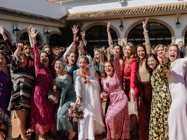 La boda de Paula y Rafael en La Palma Del Condado, Huelva 29