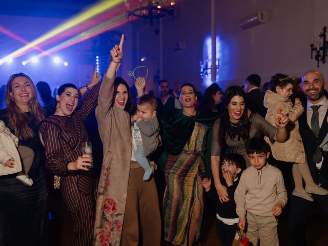La boda de Paula y Rafael en La Palma Del Condado, Huelva 34