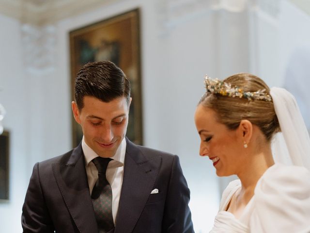 La boda de Paula y Rafael en La Palma Del Condado, Huelva 40