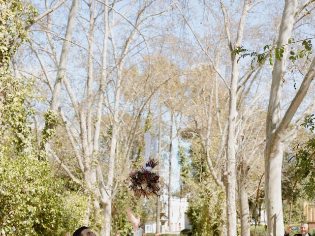 La boda de Paula y Rafael en La Palma Del Condado, Huelva 64