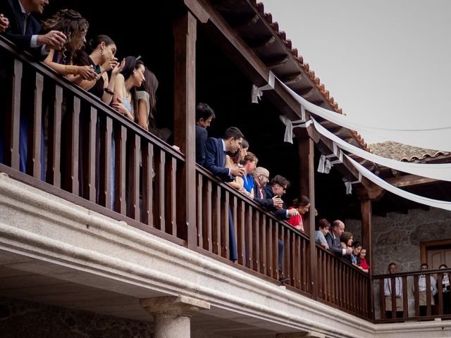 La boda de David y Fabiola en Chantada (Santa Marina), Lugo 53