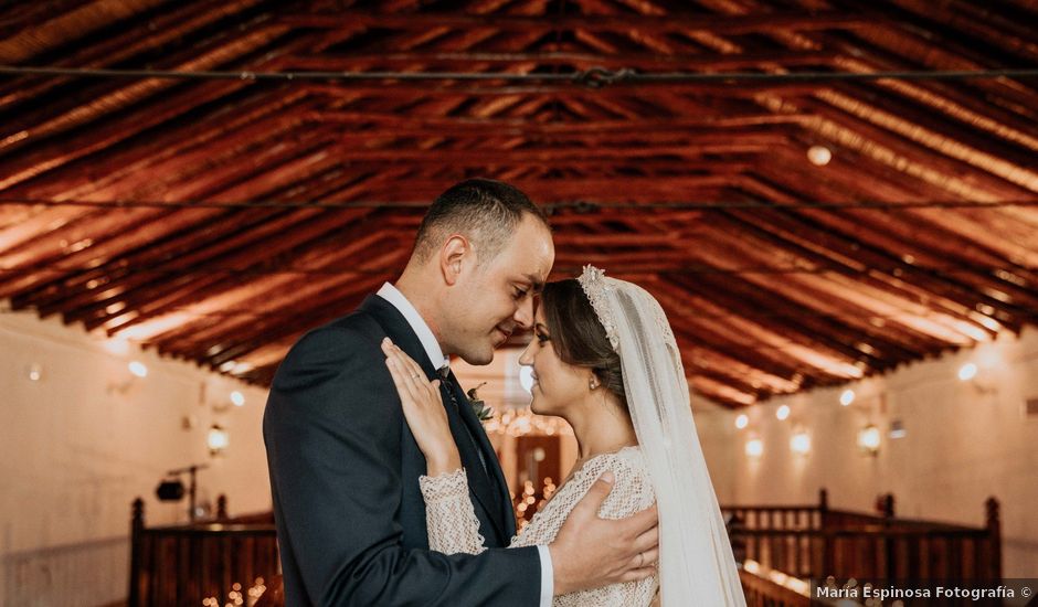 La boda de Nono y Carmen en Martos, Jaén