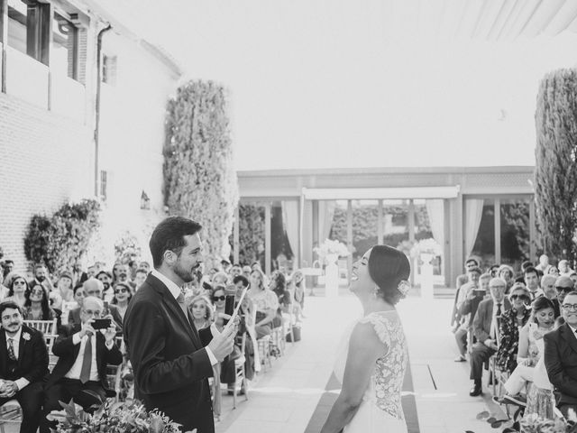 La boda de Rafa y Yun en Boadilla Del Monte, Madrid 91