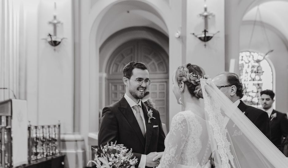 La boda de Alejandro y Irene en Madrid, Madrid