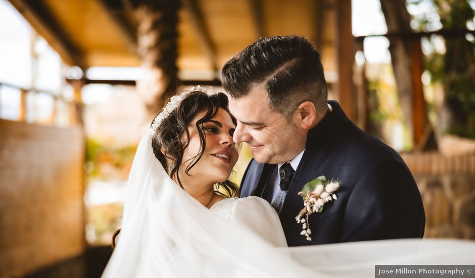 La boda de Jose y Raquel en Cajiz, Málaga