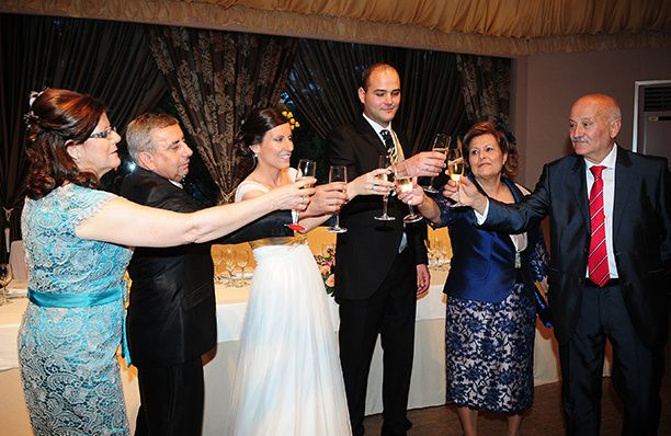 La boda de Roberto y Mari Carmen en Valdastillas, Cáceres 25