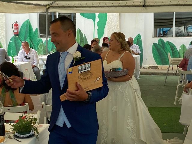 La boda de Santi  y Anay en Las Palmas De Gran Canaria, Las Palmas 4