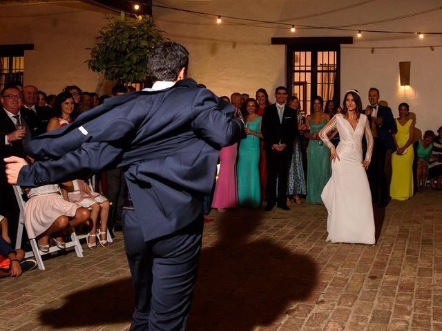 La boda de Juan y Virginia en Fuente Vaqueros, Granada 91