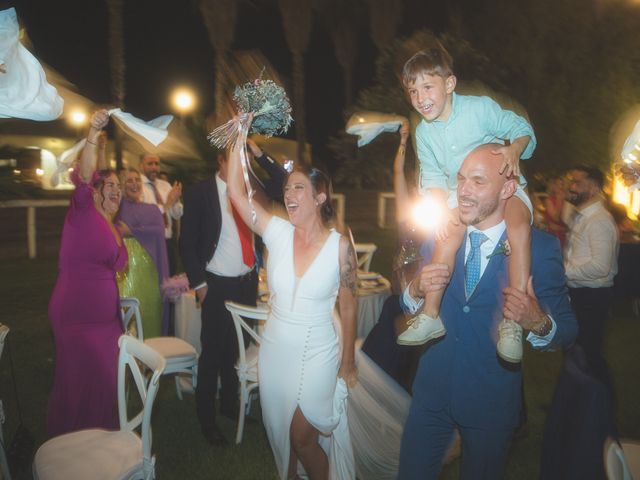La boda de Gabi y Desi en Villamanrique De La Condesa, Sevilla 37