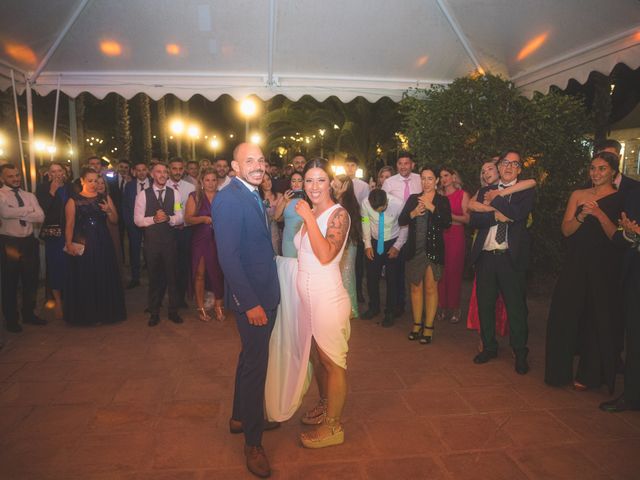 La boda de Gabi y Desi en Villamanrique De La Condesa, Sevilla 38