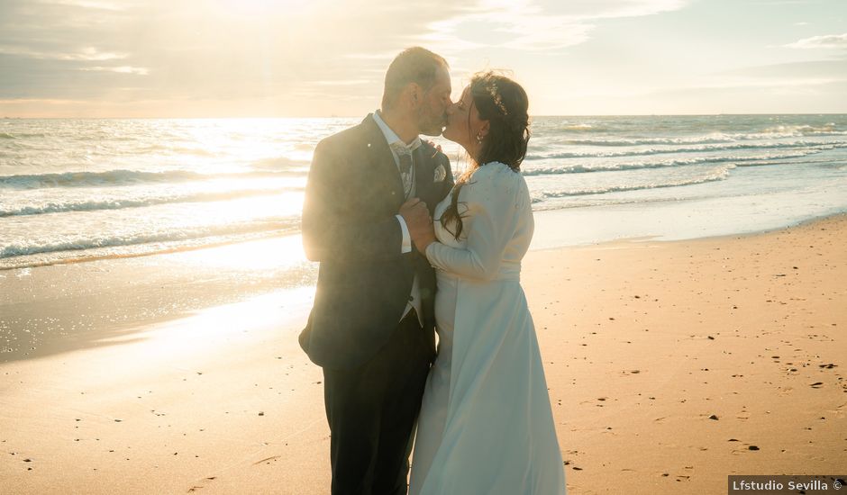 La boda de Alberto y Macarena en Sevilla, Sevilla