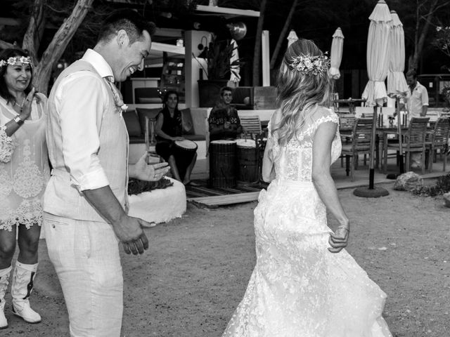 La boda de Iván y Katherine en Eivissa, Islas Baleares 46