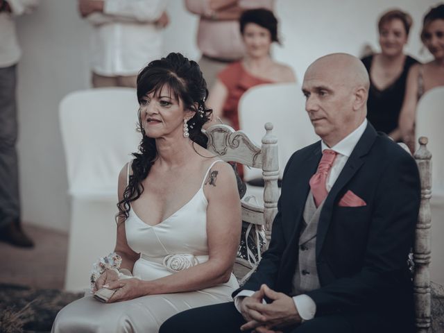 La boda de Pepe y Olga en La Puebla Del Rio, Sevilla 15