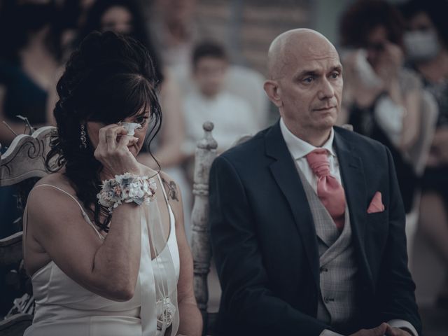 La boda de Pepe y Olga en La Puebla Del Rio, Sevilla 25