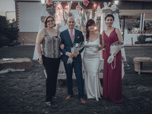 La boda de Pepe y Olga en La Puebla Del Rio, Sevilla 45
