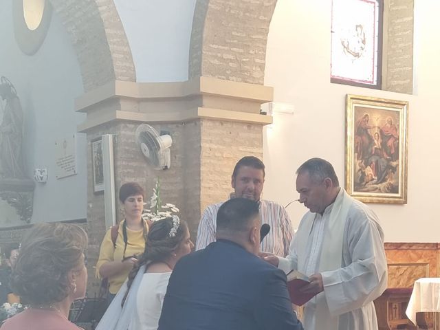 La boda de Juan miguel y Alexandra en San Bartolome De La Torre, Huelva 3