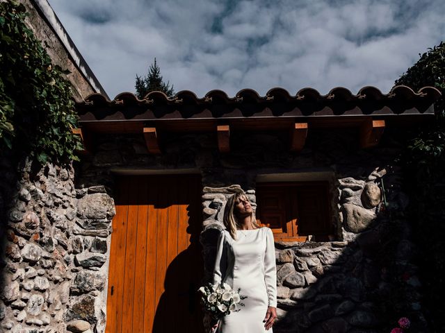 La boda de Silvia y Victor en Vilanova Del Valles, Barcelona 28