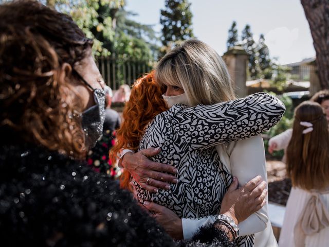 La boda de Silvia y Victor en Vilanova Del Valles, Barcelona 61