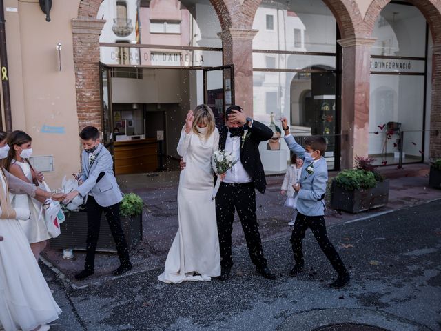 La boda de Silvia y Victor en Vilanova Del Valles, Barcelona 65