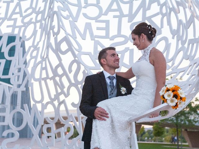 La boda de Julio y Lorena en Zaragoza, Zaragoza 10