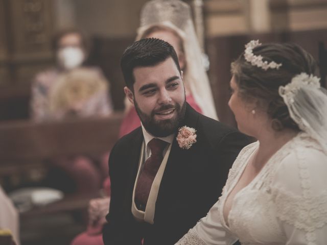 La boda de Cintia y Jesús en Dos Hermanas, Sevilla 23