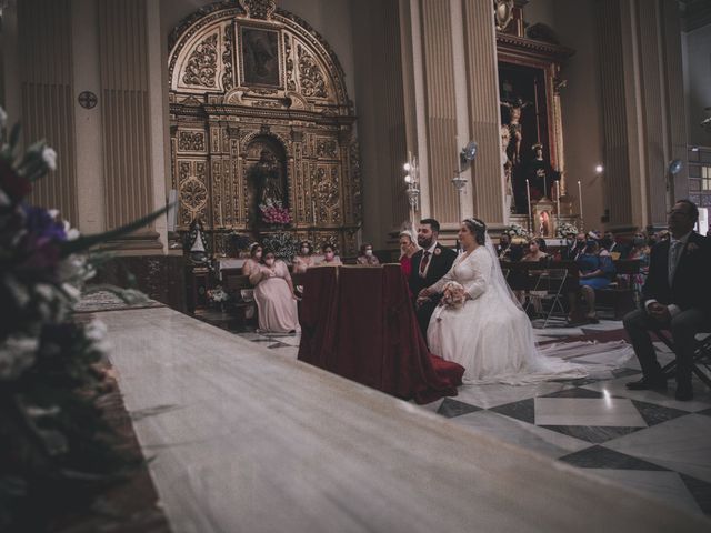 La boda de Cintia y Jesús en Dos Hermanas, Sevilla 24